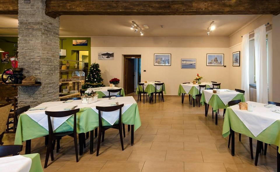 albergo ristorante della sacra Sant'Ambrogio di Torino Esterno foto